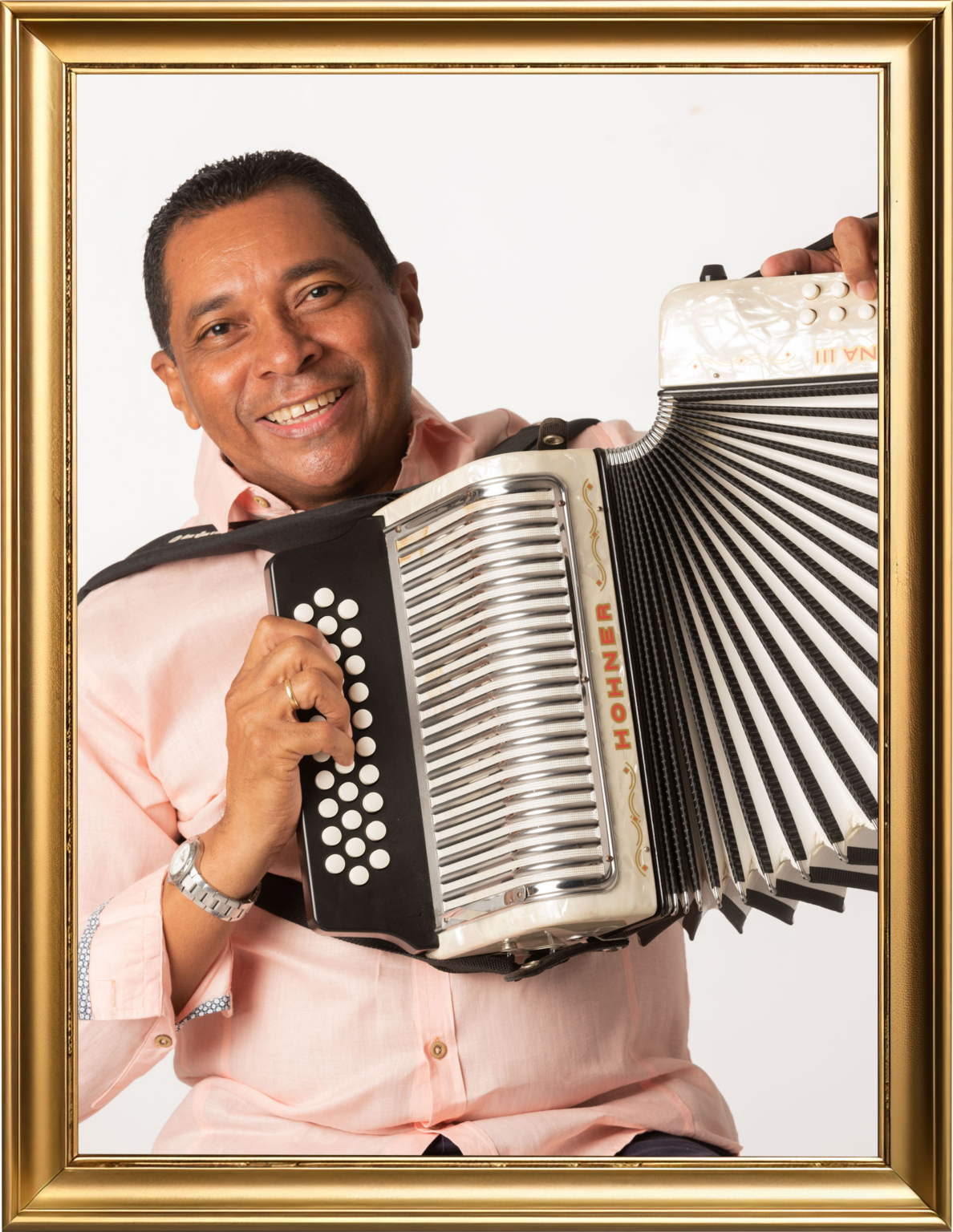 Fotografía oficial de Hugo Carlos Granados, acordeonero y exponente de la música vallenata colombiana
